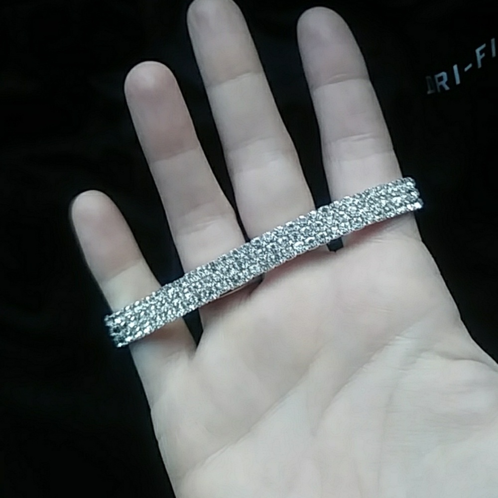 Elegant Diamond Ankle Bracelette - Picture 4 of 4